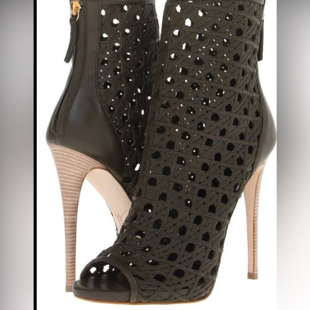 Giuseppe zanotti booties